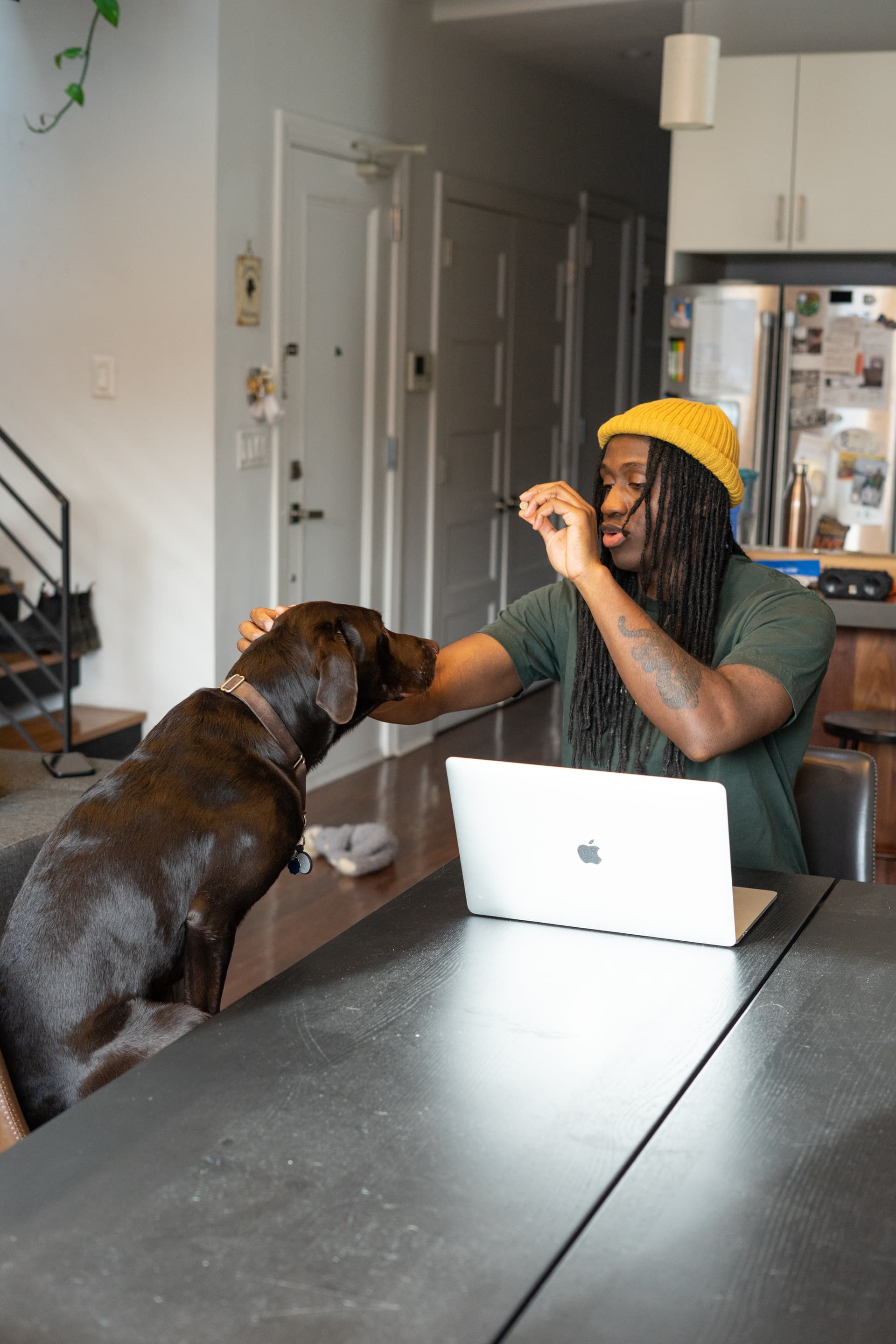 Professional workspace for alternative investments