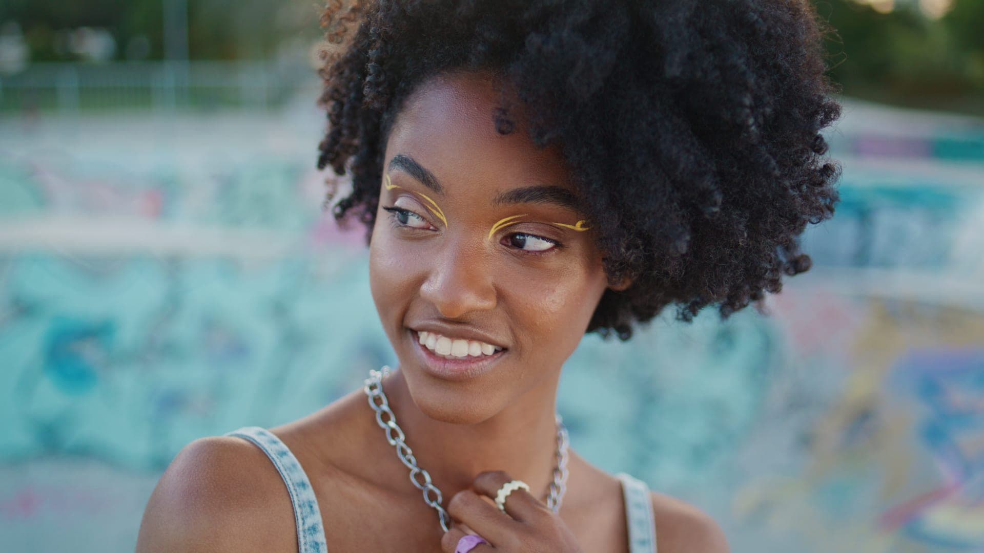 Young woman avoiding lifestyle creep